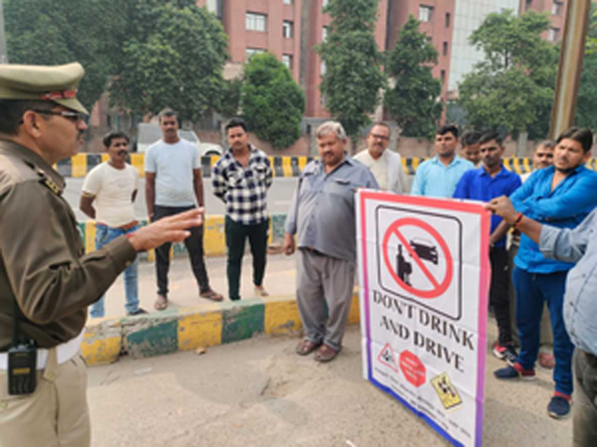 एनजीटी और यातायात नियमों का उल्लंघन करने वाले कुल 2,460 वाहनों के हुए चालान